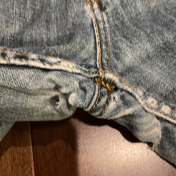 Denizen From Levi’s Men’s Loose Fit Distressed Jeans - Dark Blue Wash 36X30 - Picture 11 of 16